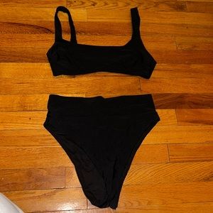 Black bikini